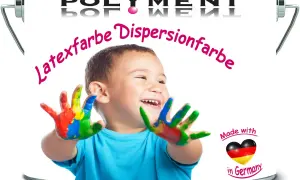 Uśmiechnięty chłopiec z rękami pomalowanymi kolorowymi farbami dyspersyjnymi. Na puszce napis "Latexfarbe Dispersionfarbe".