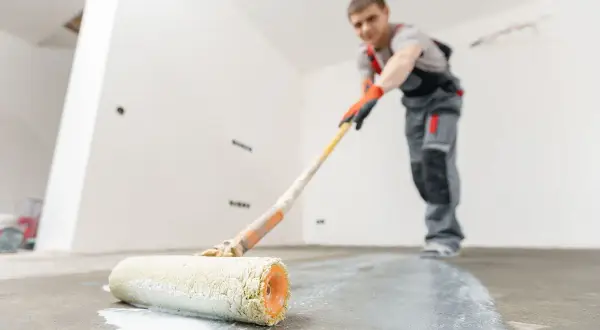 Jaka farba do garażu? Epoksydowa czy poliuretanowa wybierz mądrze