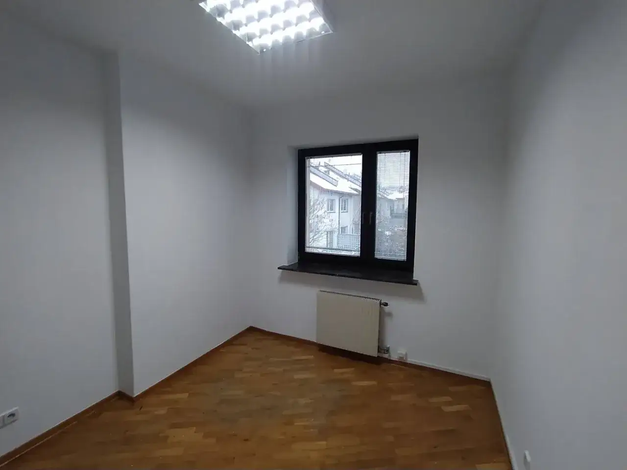 Zdjęcie Ile trwa malowanie pokoju? Realny czas i czynniki wpływające na pracę