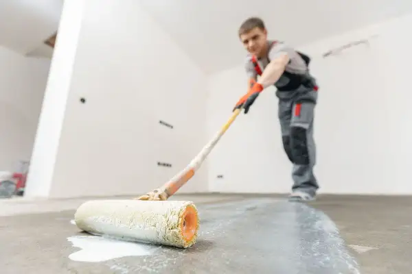 Jaka farba do garażu? Epoksydowa czy poliuretanowa wybierz mądrze